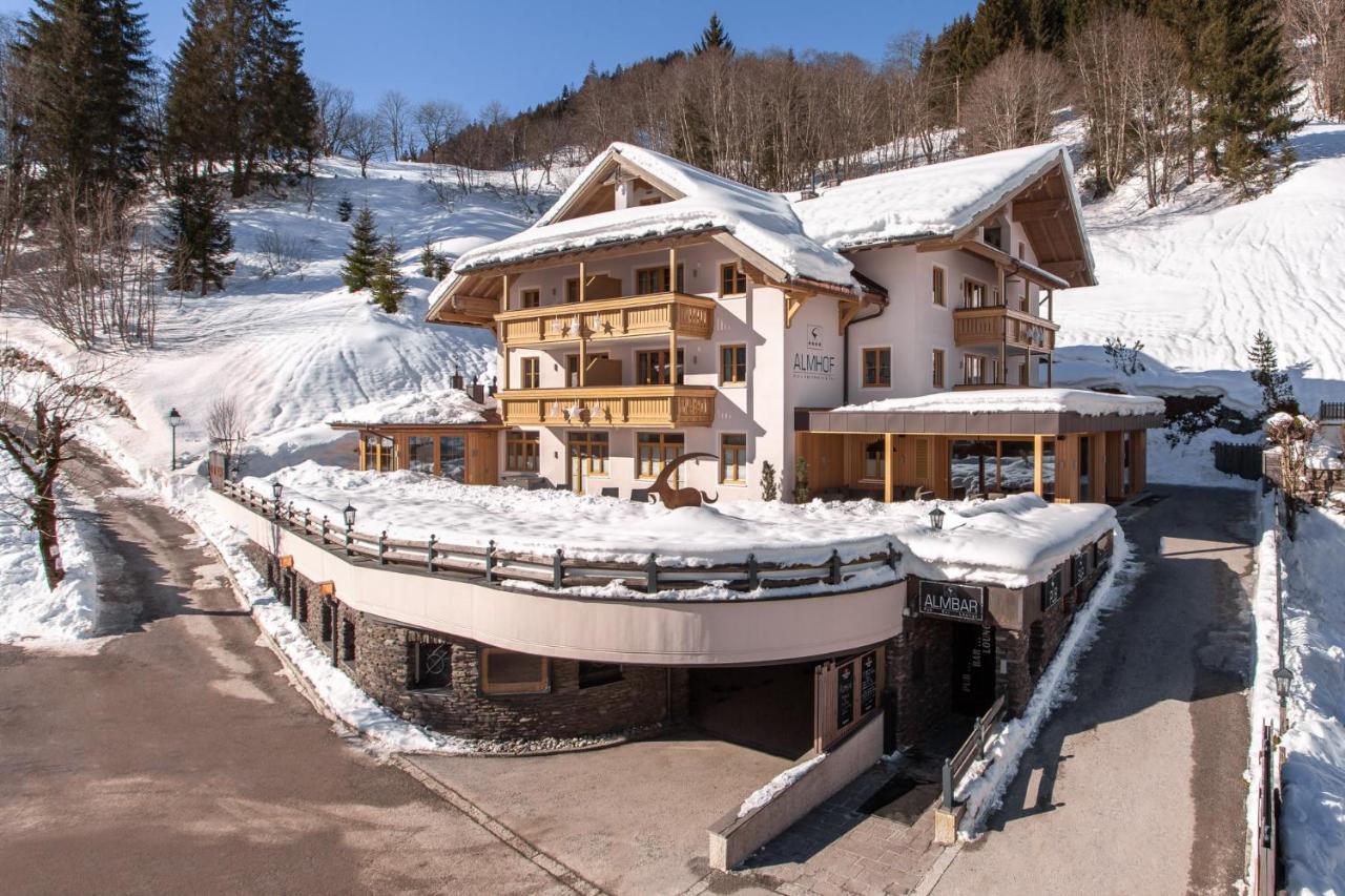 Almhof Alpin Apartments & Spa Dienten am Hochkönig Zewnętrze zdjęcie